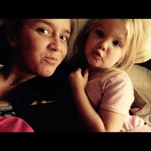 Meet your Posher, Kayla